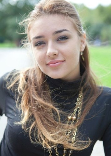 Алена, Г. Горбатов